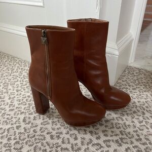 MICHAEL KORS - Brown Leather Bootie
